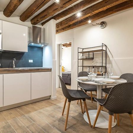 San Marco Pied-A-Terre - Accademia By Wonderful Italy Apartamento Veneza Exterior foto