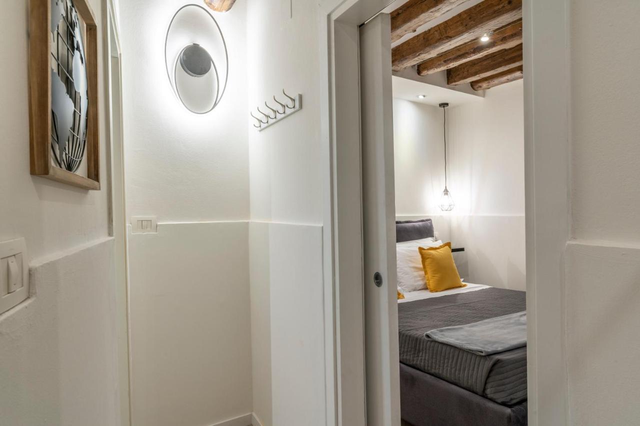 San Marco Pied-A-Terre - Accademia By Wonderful Italy Apartamento Veneza Exterior foto