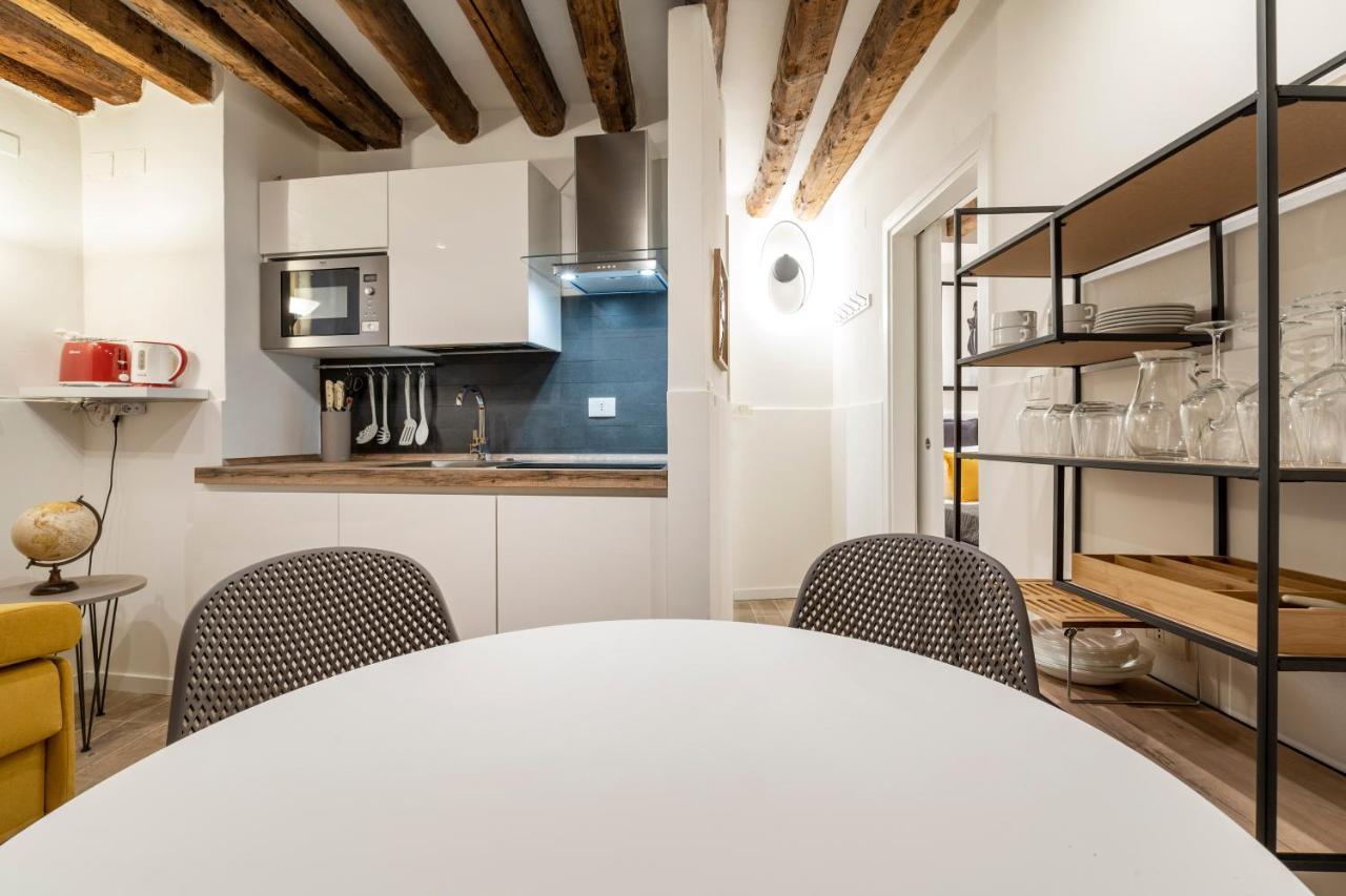San Marco Pied-A-Terre - Accademia By Wonderful Italy Apartamento Veneza Exterior foto