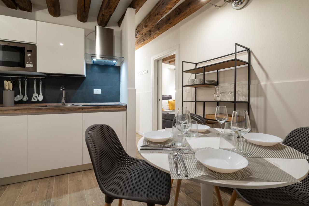 San Marco Pied-A-Terre - Accademia By Wonderful Italy Apartamento Veneza Exterior foto