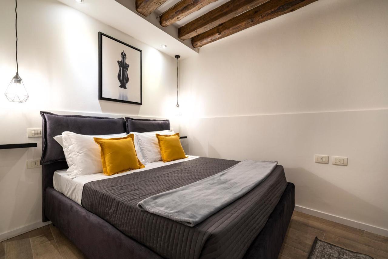 San Marco Pied-A-Terre - Accademia By Wonderful Italy Apartamento Veneza Exterior foto